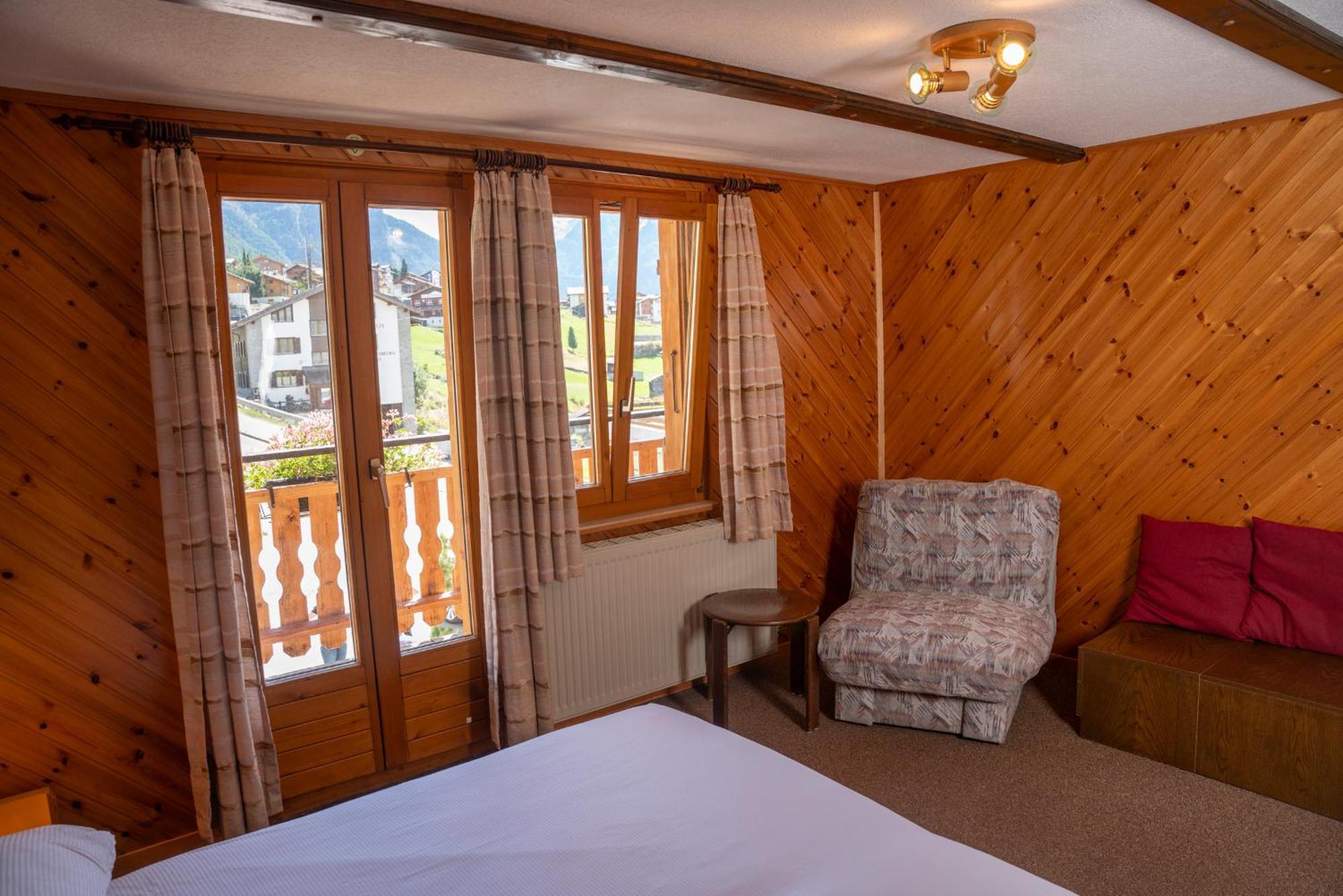 Alte Bock 2.0 Bed & Breakfast Grächen Eksteriør bilde