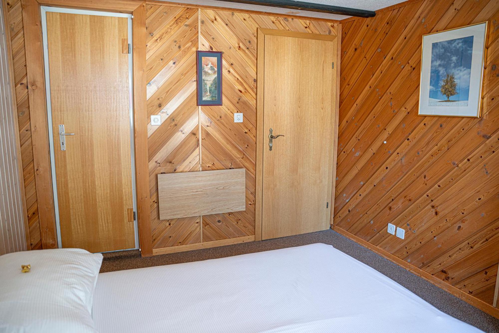 Alte Bock 2.0 Bed & Breakfast Grächen Eksteriør bilde