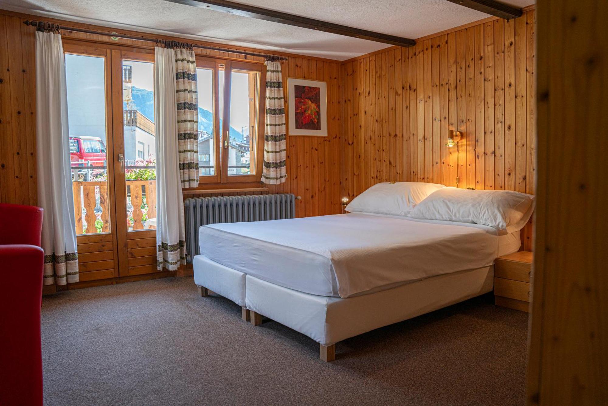 Alte Bock 2.0 Bed & Breakfast Grächen Eksteriør bilde