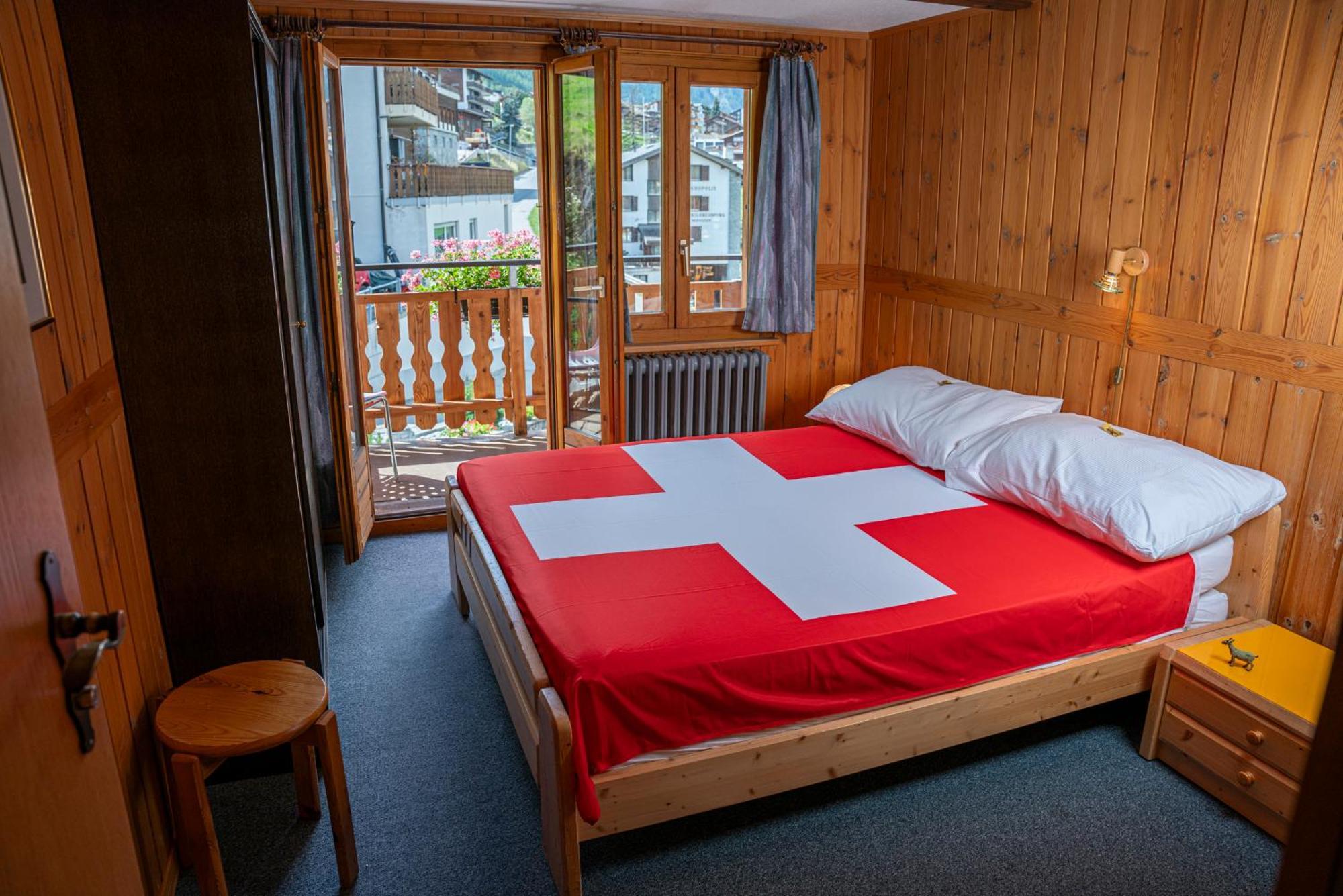 Alte Bock 2.0 Bed & Breakfast Grächen Eksteriør bilde